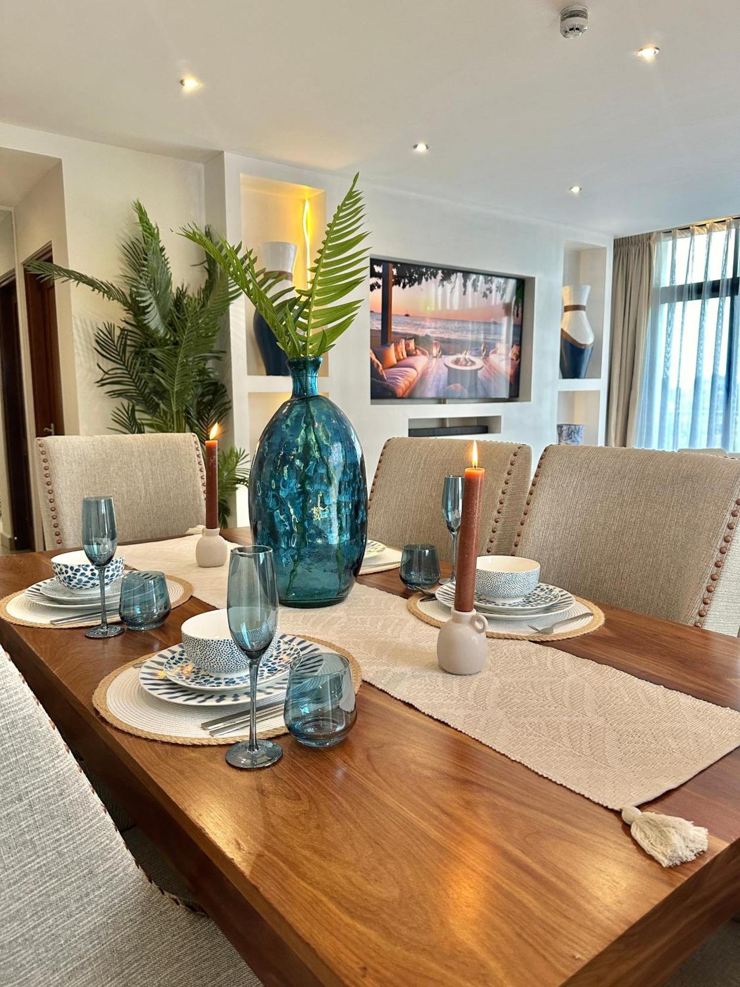 Coastalhome 75Inch Tv 5Min Drive To The City & Beach Dar es Salaam Esterno foto