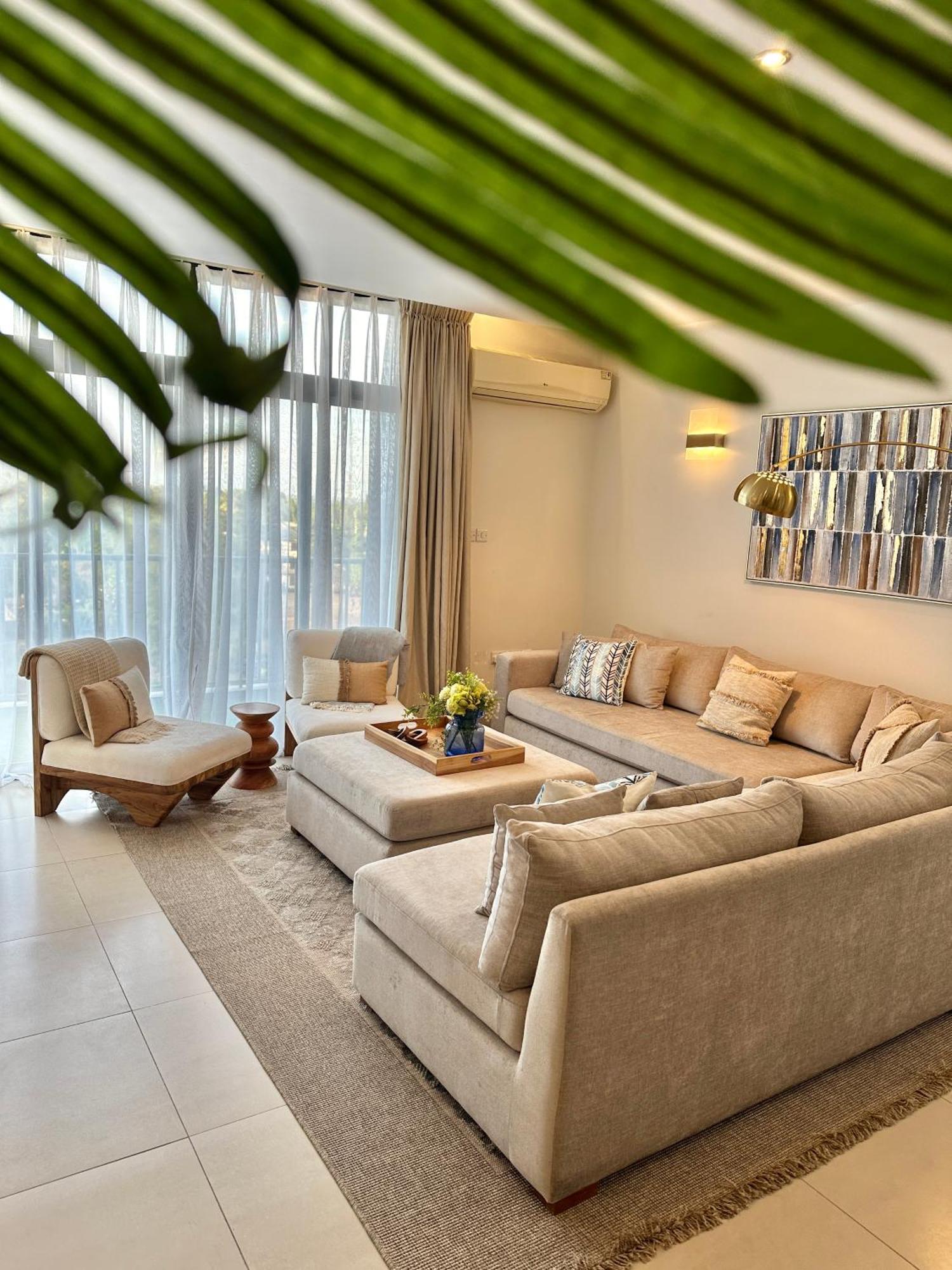 Coastalhome 75Inch Tv 5Min Drive To The City & Beach Dar es Salaam Esterno foto