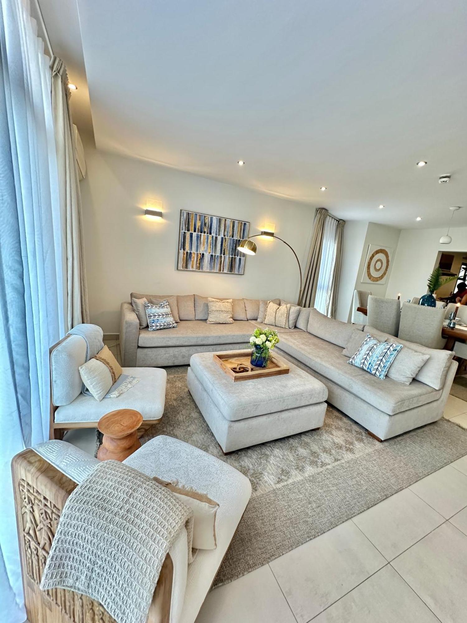 Coastalhome 75Inch Tv 5Min Drive To The City & Beach Dar es Salaam Esterno foto