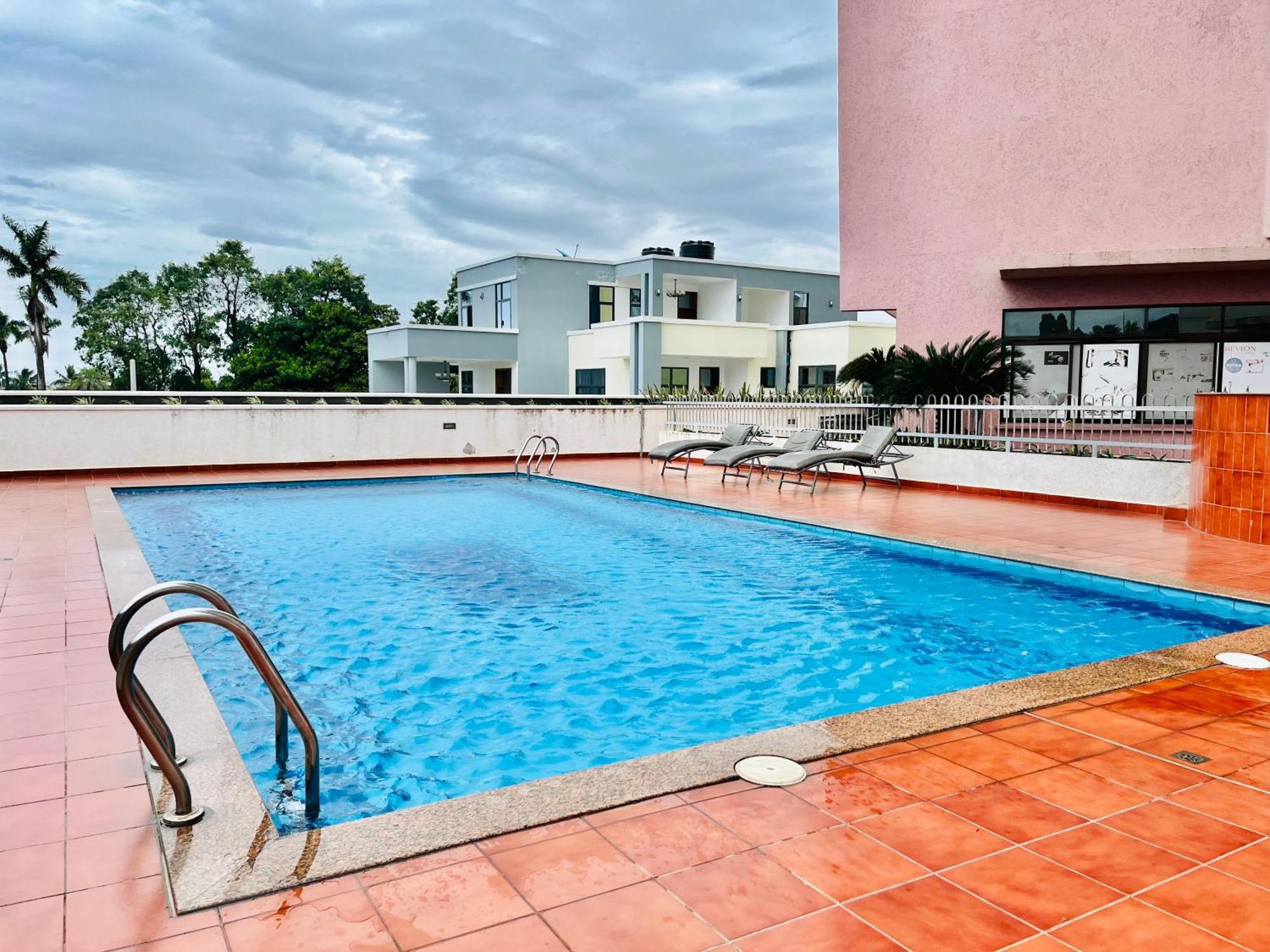Coastalhome 75Inch Tv 5Min Drive To The City & Beach Dar es Salaam Esterno foto