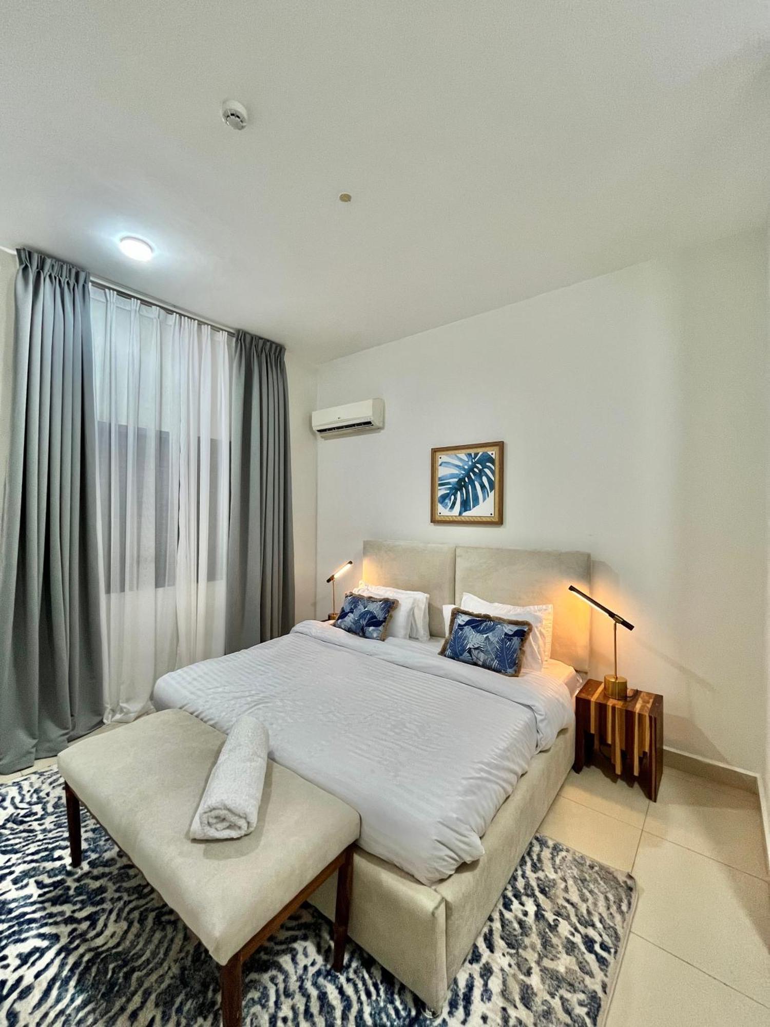 Coastalhome 75Inch Tv 5Min Drive To The City & Beach Dar es Salaam Esterno foto